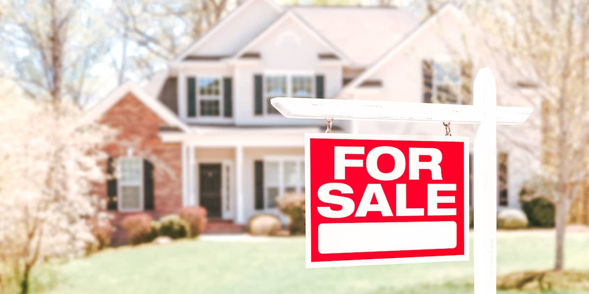 Who Gets The House In Divorce? How Do I Split The Value? Do I Need To Sell? 