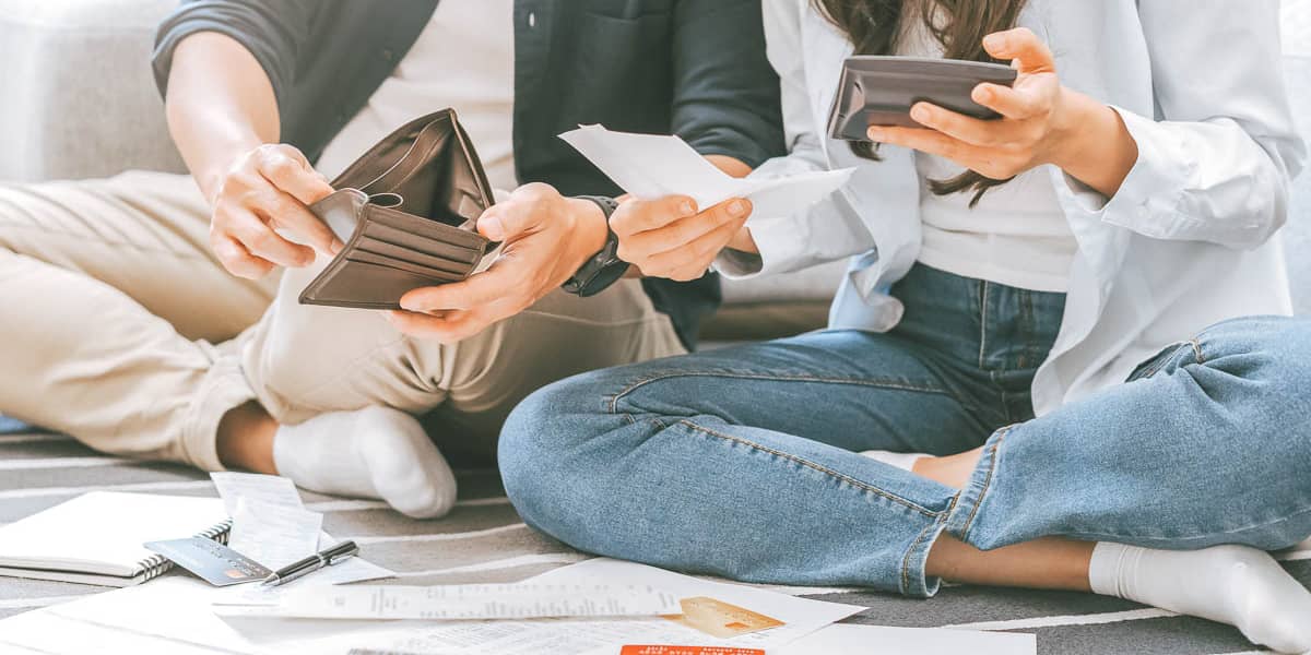 Does Socioeconomic Status Impact the Likelihood of Divorce?